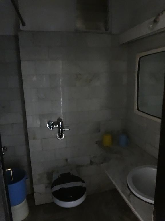 מדיקרי Hotel New Rajdarshan מראה חיצוני תמונה