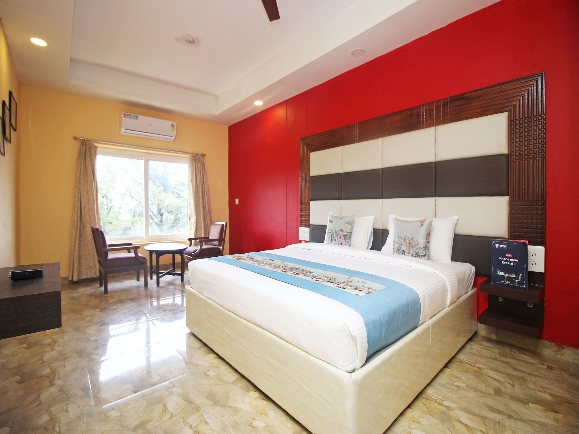 מדיקרי Hotel New Rajdarshan מראה חיצוני תמונה
